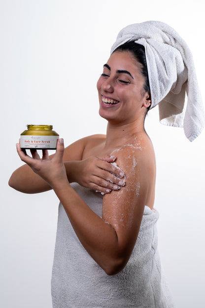 Body & Face Scrub: Tropical Fruits